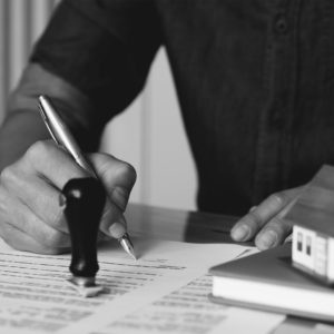 When To Hire Real Estate Attorney