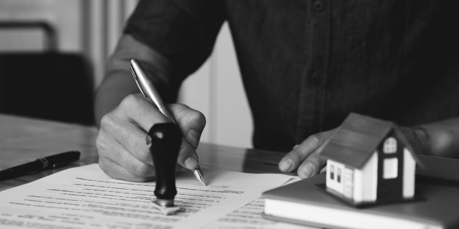When To Hire Real Estate Attorney